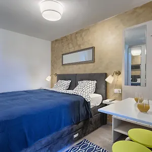 Gasthuis Luxury Flats In Centre