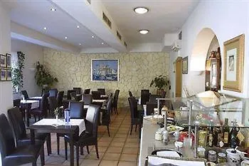 Boutique Hotel Lili Rovinj 4*,